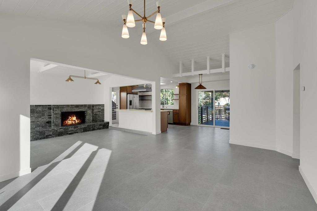 4279 Hortensia Property Photo 2