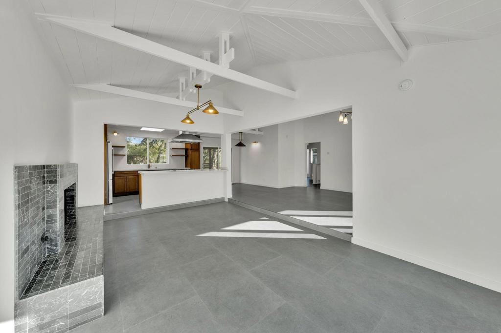4279 Hortensia Property Photo 5
