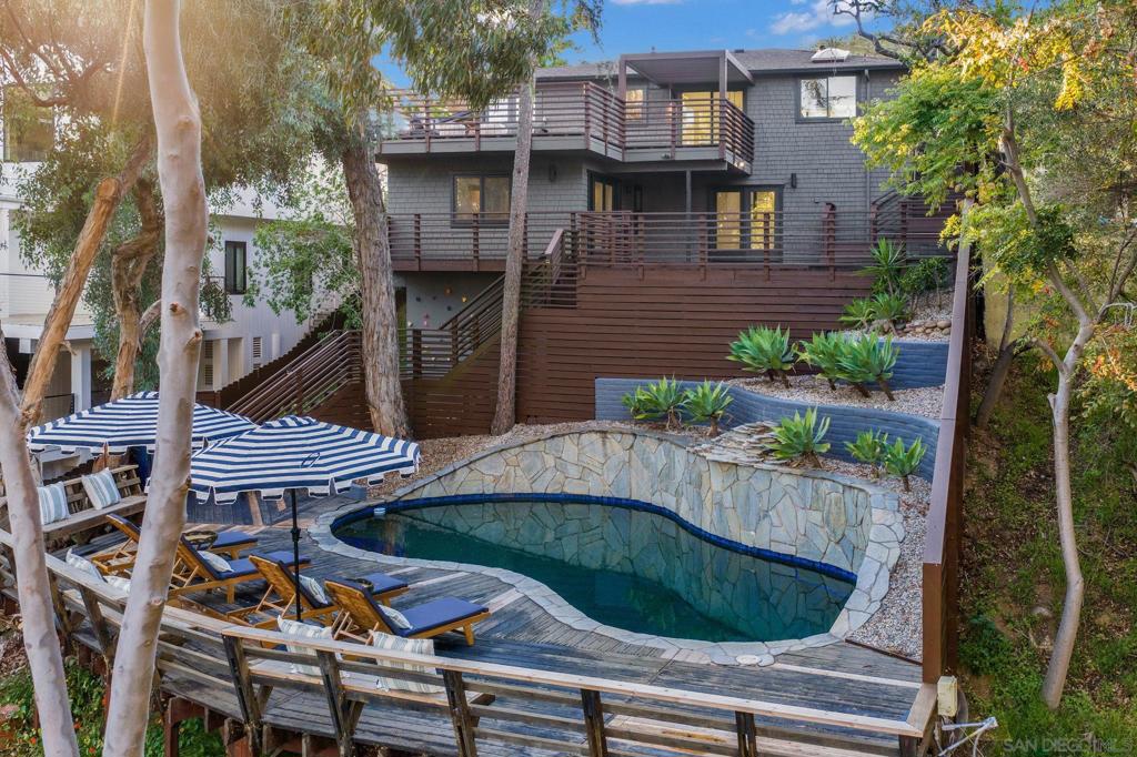 4279 Hortensia Property Photo 7