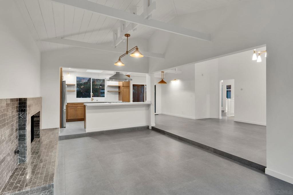 4279 Hortensia Property Photo 8