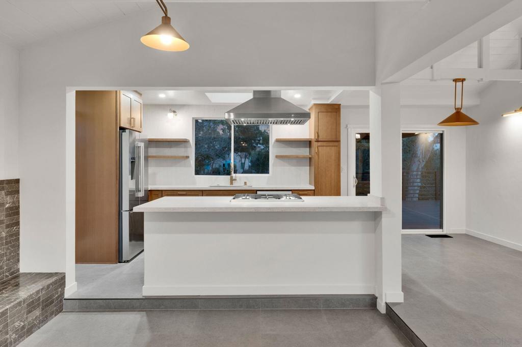 4279 Hortensia Property Photo 9