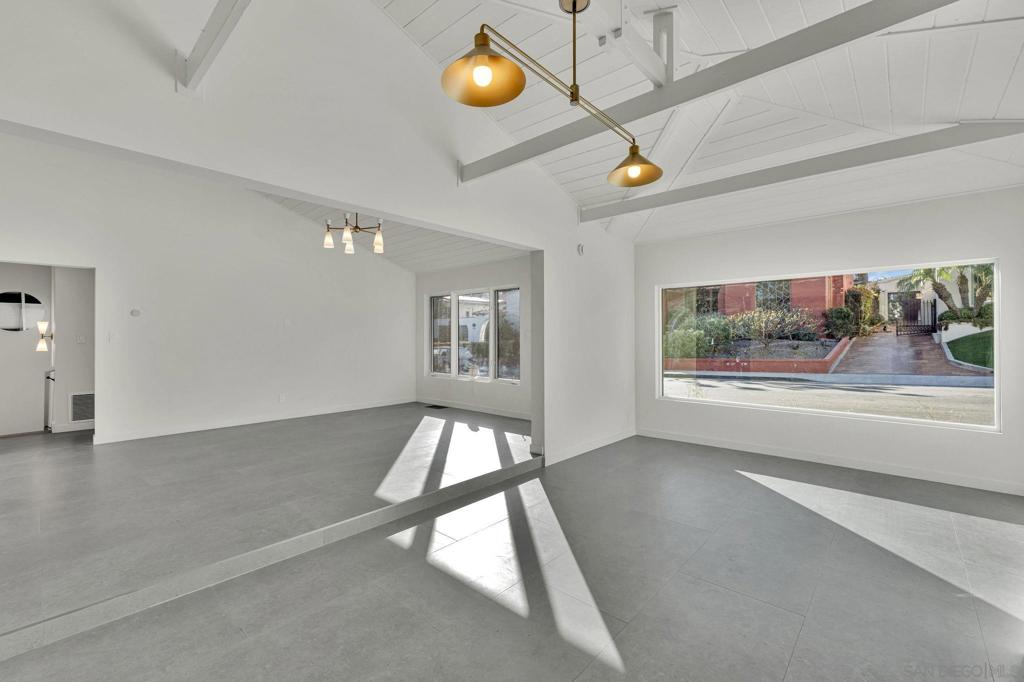 4279 Hortensia Property Photo 12
