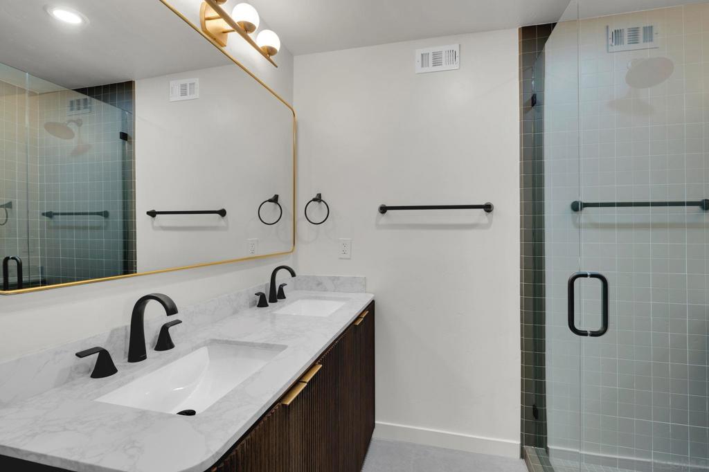 4279 Hortensia Property Photo 23