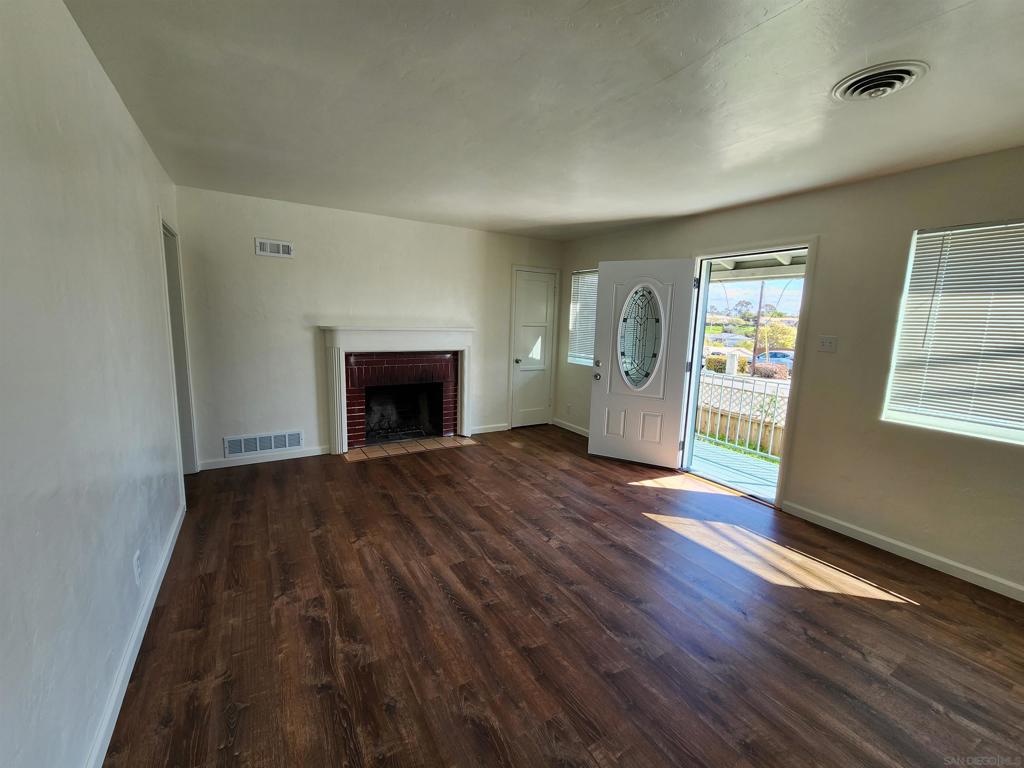7238 Fulton Property Photo 2