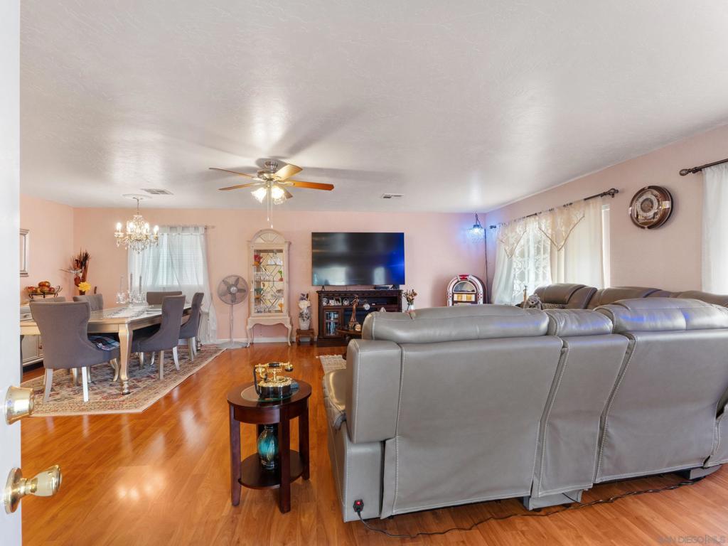 1506 Oak Drive 34 Property Photo 8