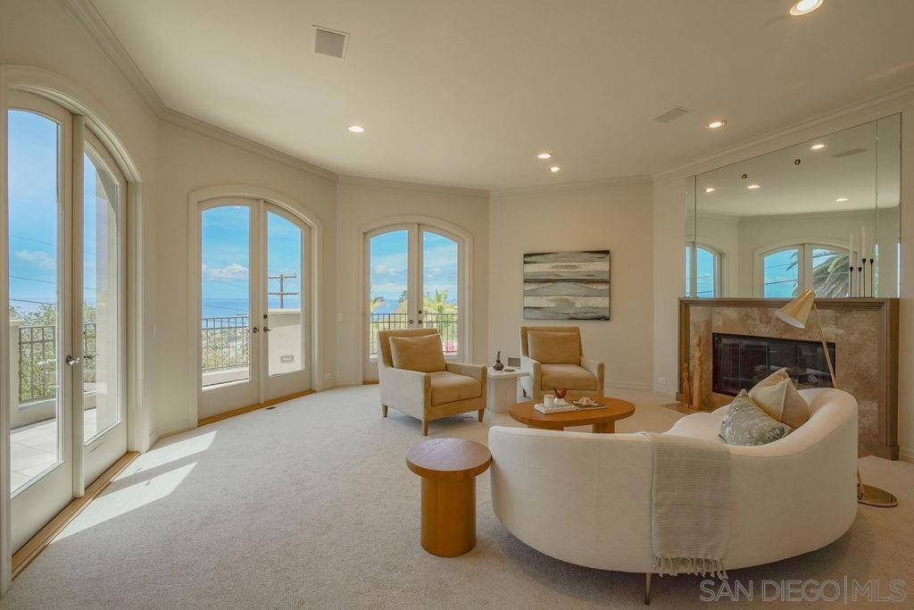 5931 La Jolla Corona Property Photo 5