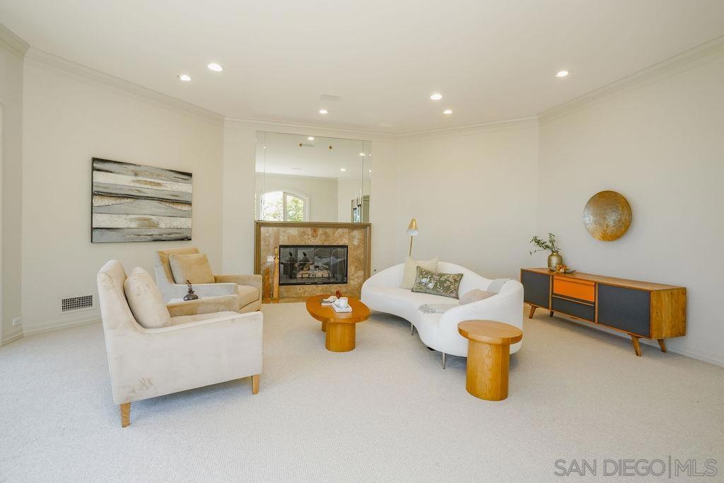 5931 La Jolla Corona Property Photo 6