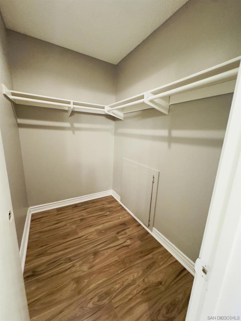 1554 Apache Drive D Property Photo 15