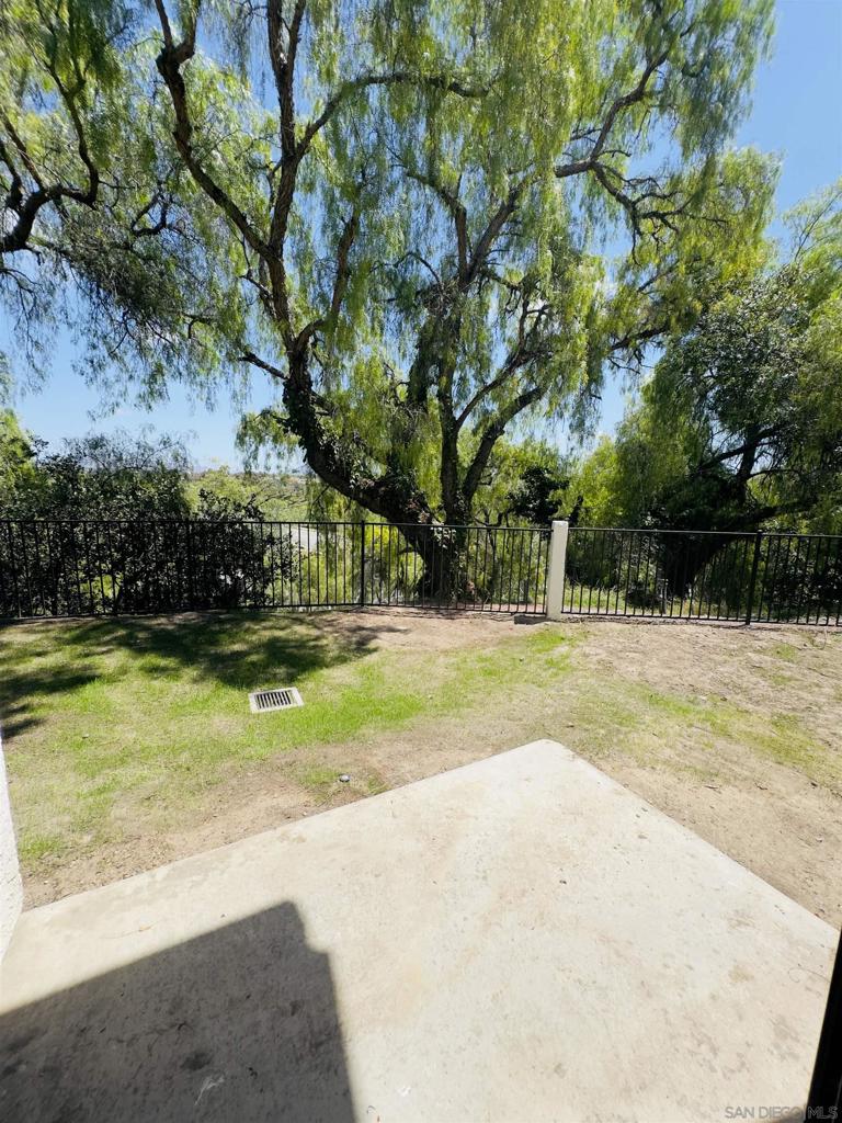 1554 Apache Drive D Property Photo 16