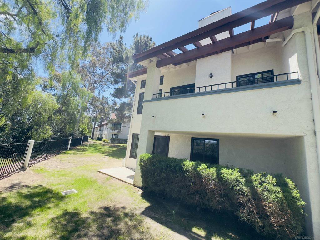 1554 Apache Drive D Property Photo 20