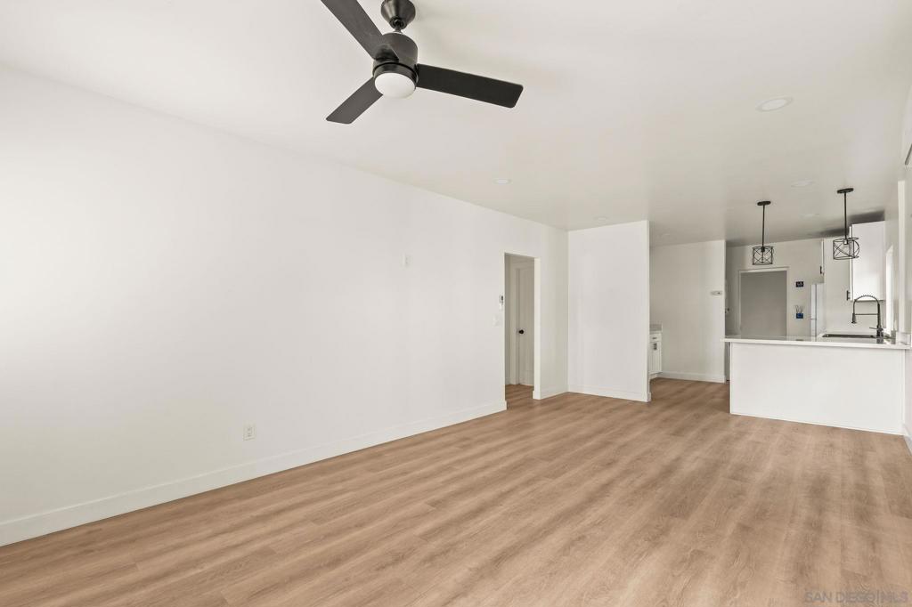 3546 3552 47th St Property Photo 11