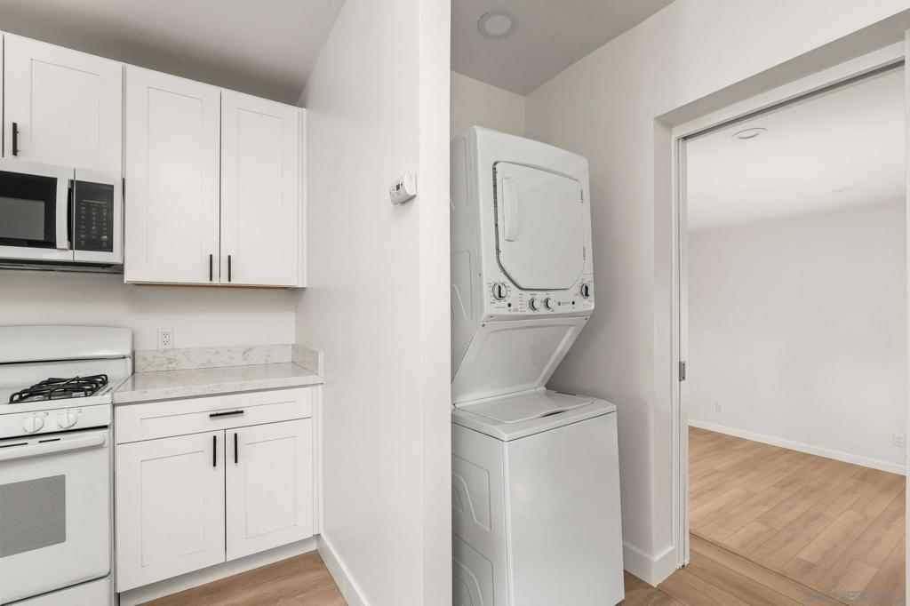 3546 3552 47th St Property Photo 16