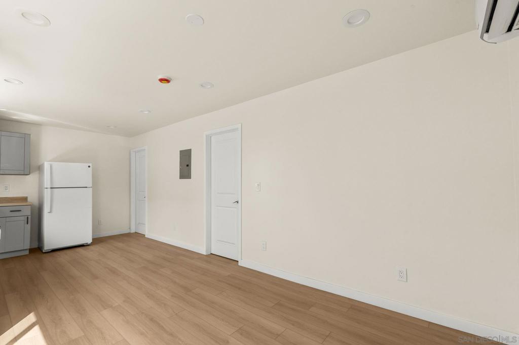 3546 3552 47th St Property Photo 33
