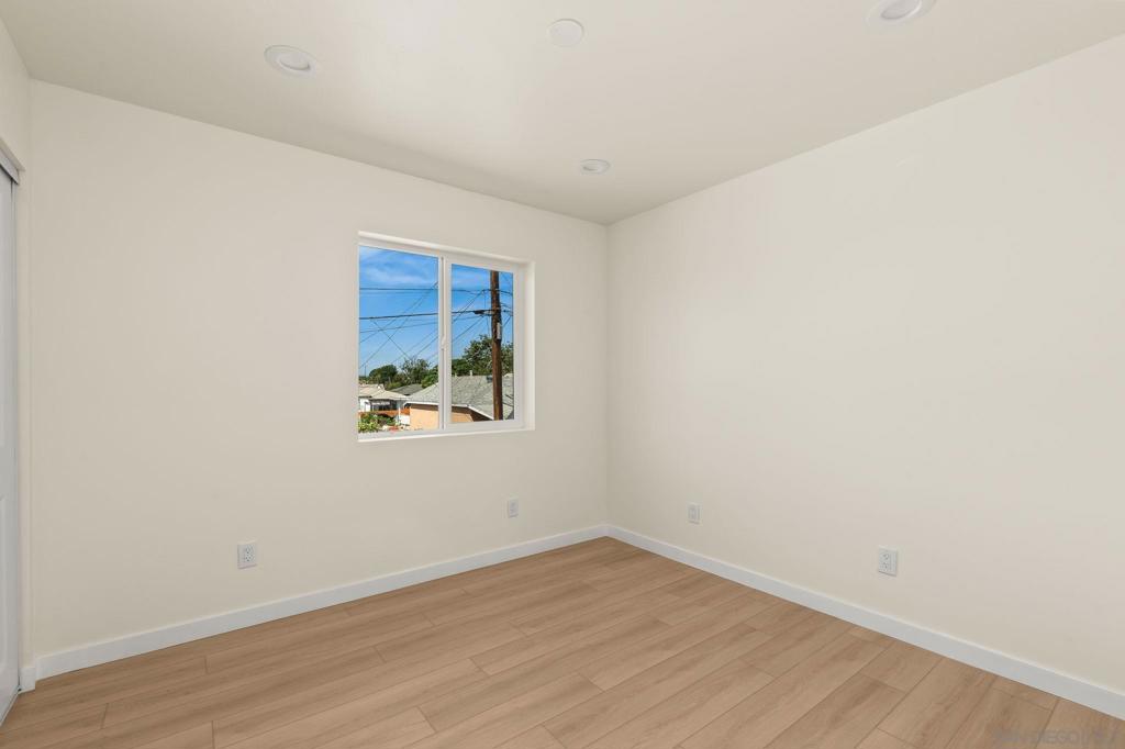 3546 3552 47th St Property Photo 42