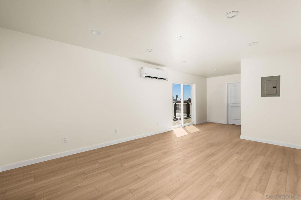 3546 3552 47th St Property Photo 51