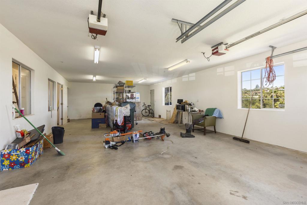 3480 Sunset Dr Property Photo 37