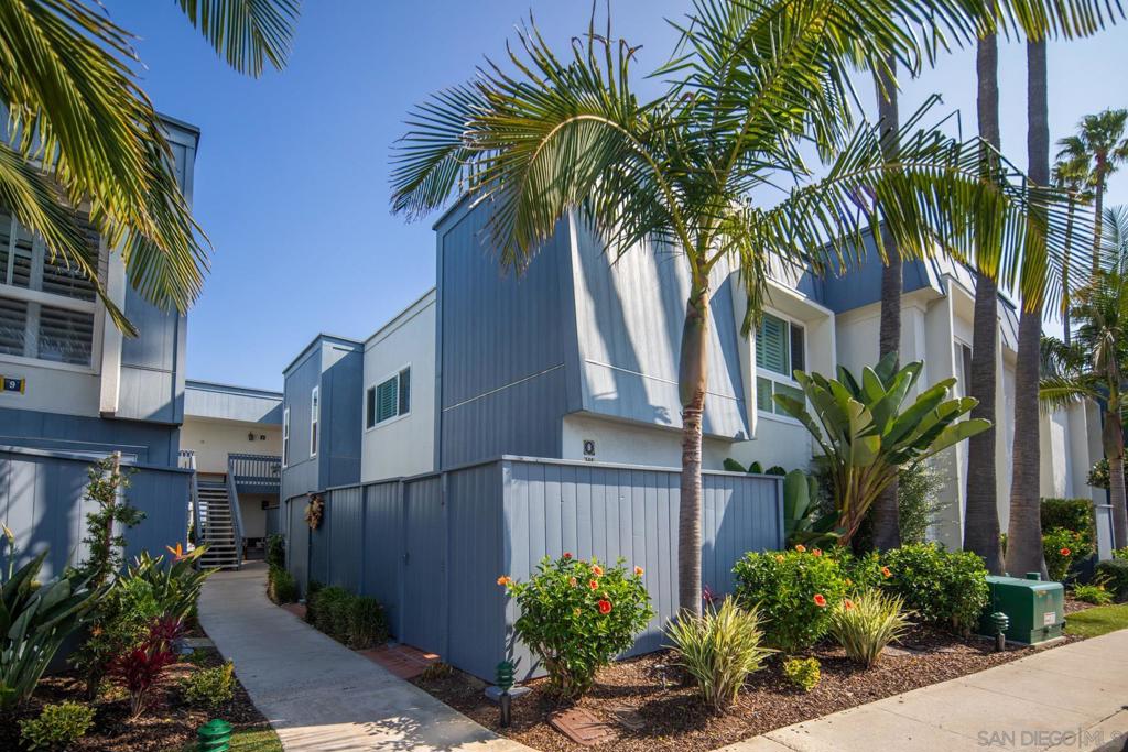 8 Antigua Ct Property Photo 3