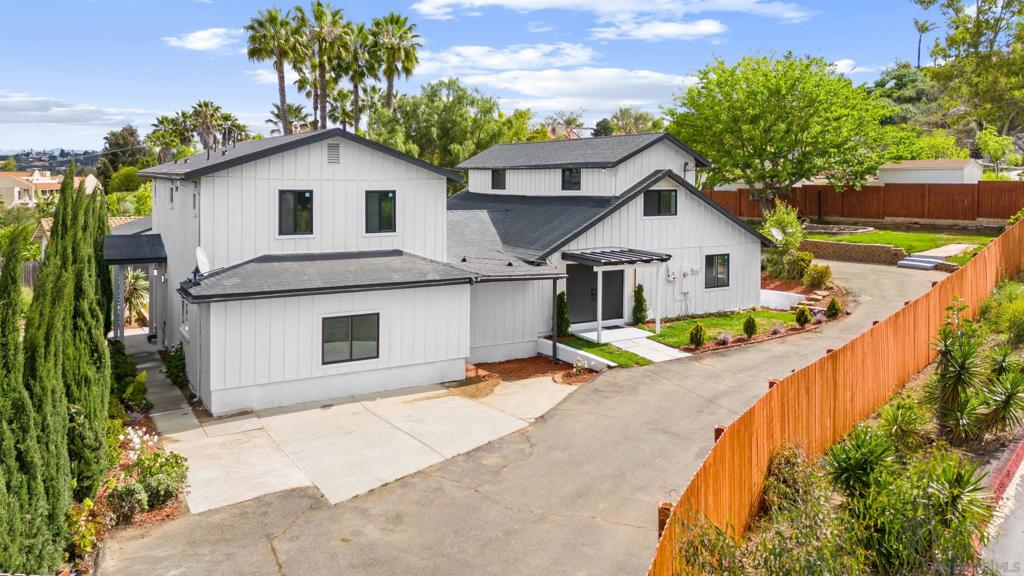 16021 Pomerado Property Photo 3