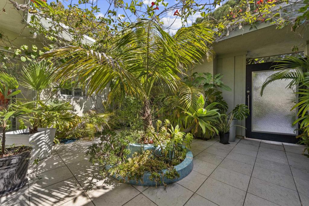 5920 La Jolla Blvd Property Photo 4