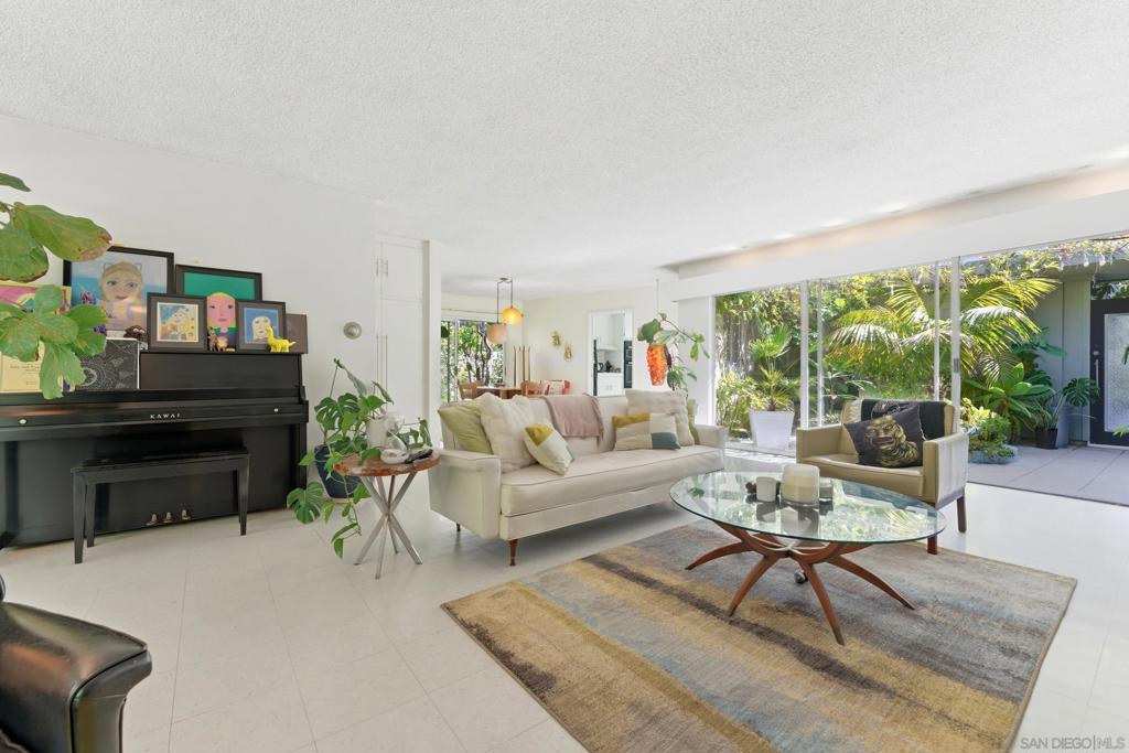 5920 La Jolla Blvd Property Photo 9