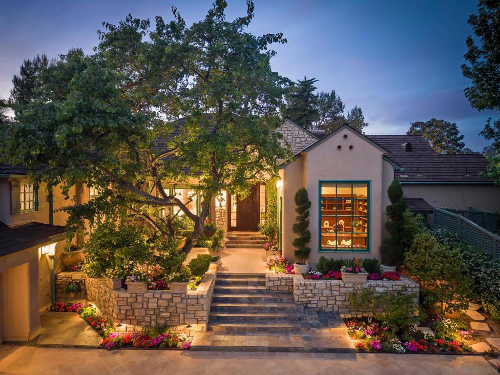 6388 La Jolla Scenic Dr S Property Photo