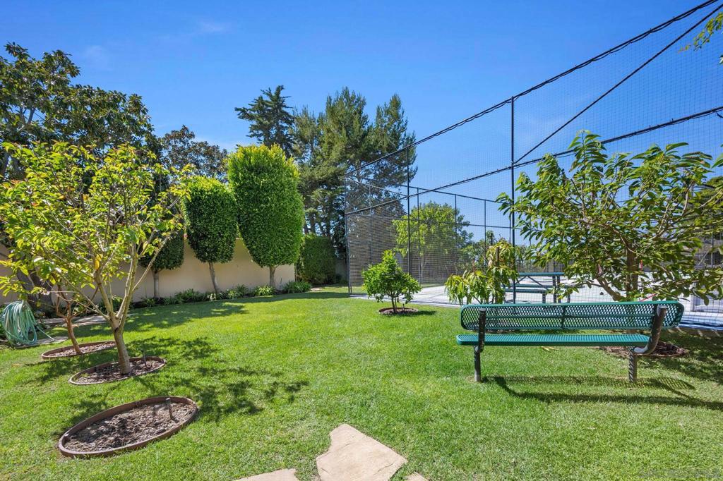 6388 La Jolla Scenic Dr S Property Photo 63