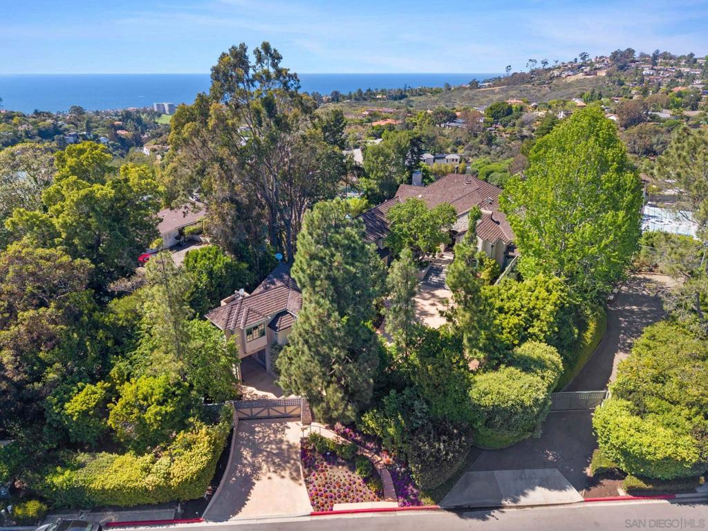 6388 La Jolla Scenic Dr S Property Photo 68