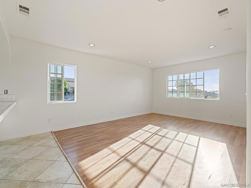 330 Willie James Jones Ave Property Photo 8