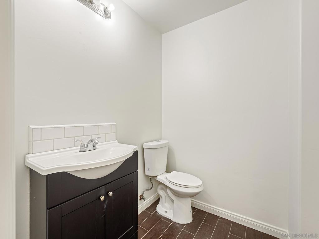 330 Willie James Jones Ave Property Photo 27