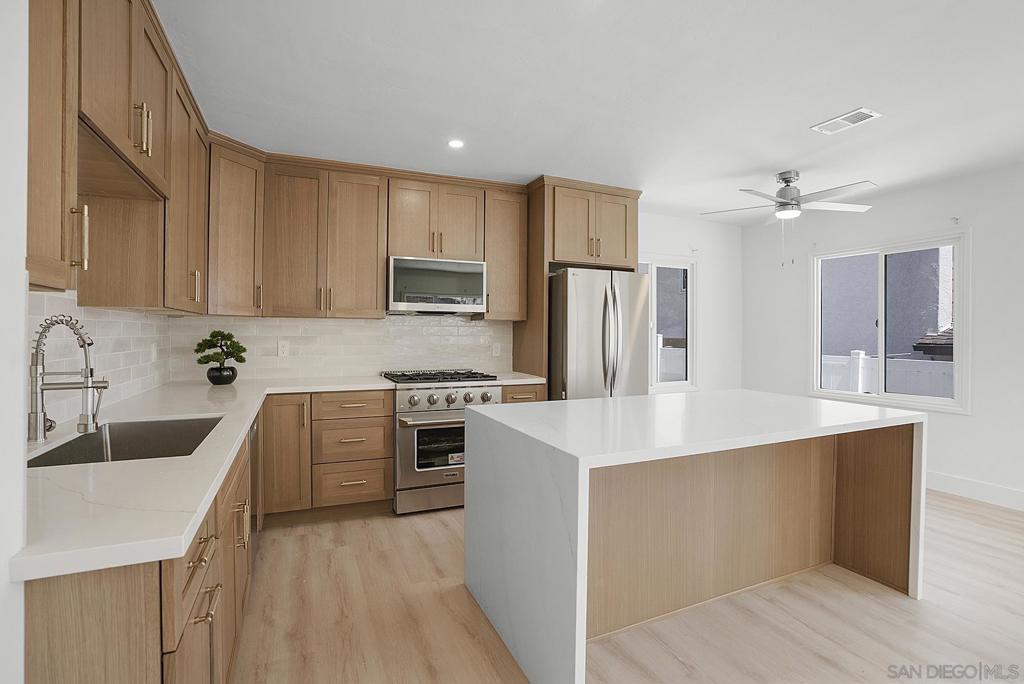 3296 Talbot Property Photo 14