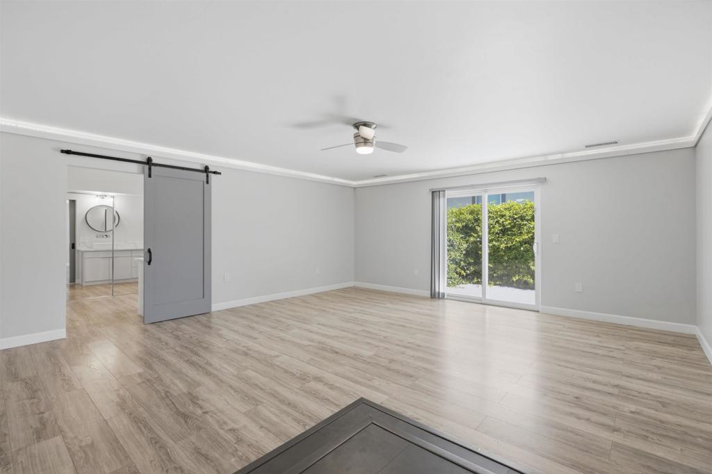907 Seph Way Property Photo 10