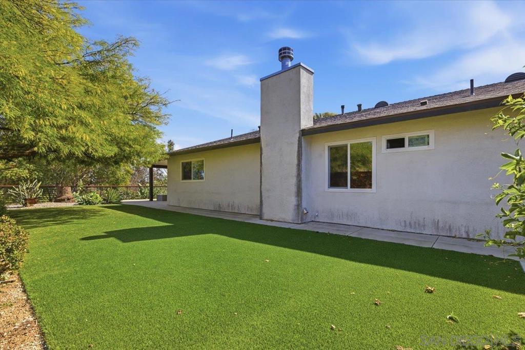 907 Seph Way Property Photo 33