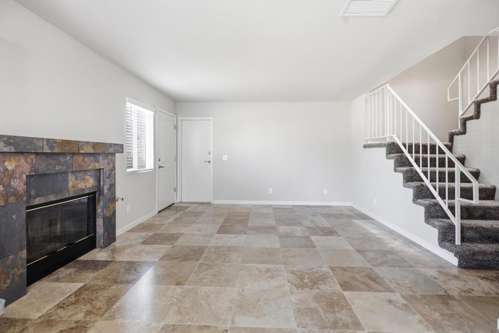 445 Hart Drive Property Photo 12