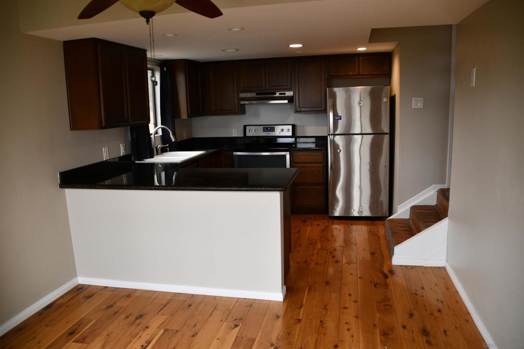 2415 La France St. Property Photo 14