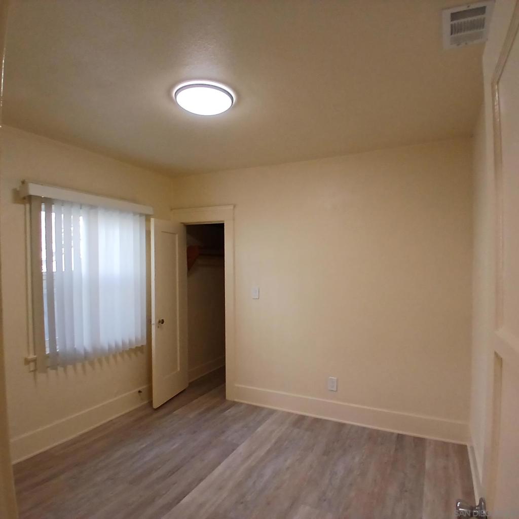 4319 Swift Ave Property Photo 6