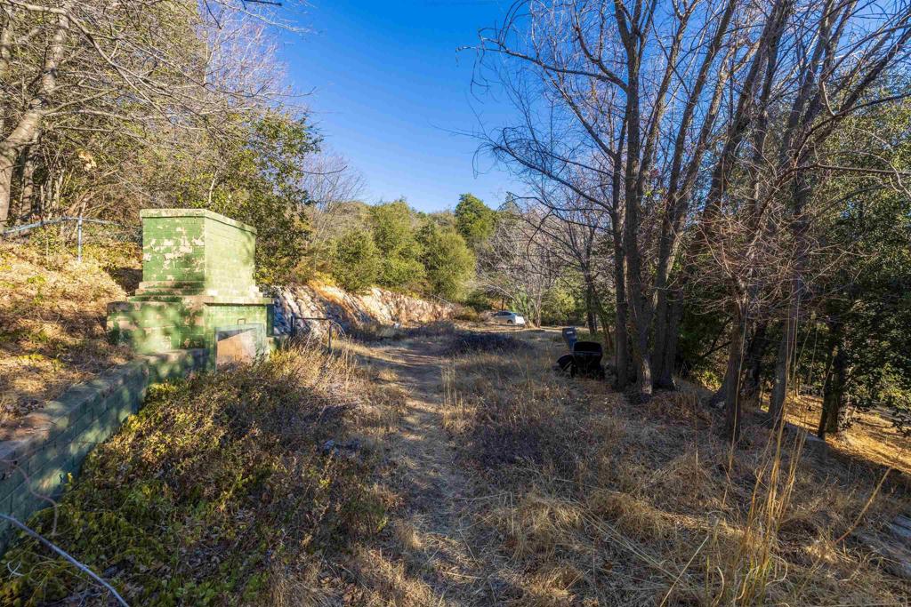 5298 Pine Hills Rd. Property Photo 6