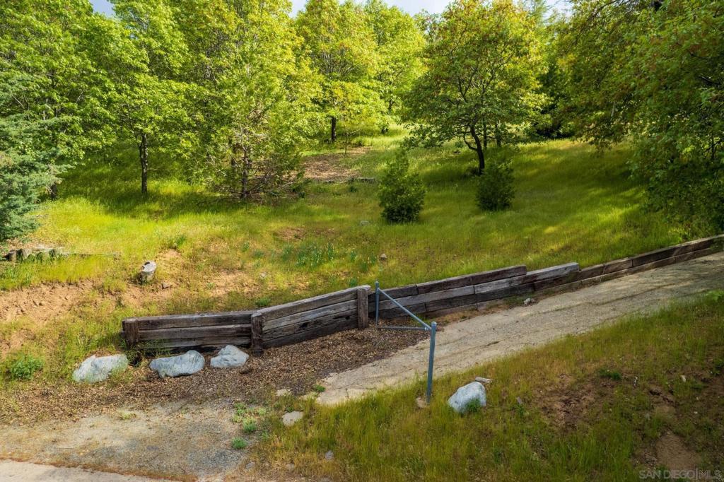 4129 Eagle Peak Property Photo 11