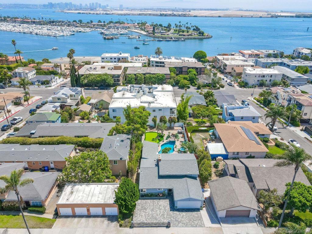 419 San Elijo St Property Photo 1