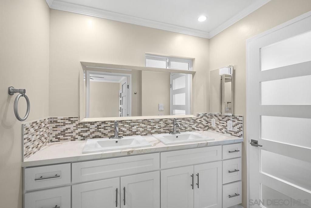 4203 Idaho 5 Property Photo 21