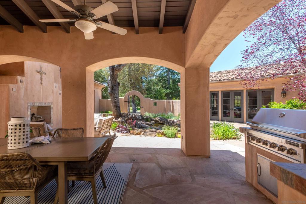 23835 Viejas Grade Property Photo 7