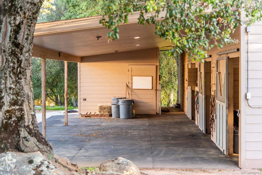 23835 Viejas Grade Property Photo 47