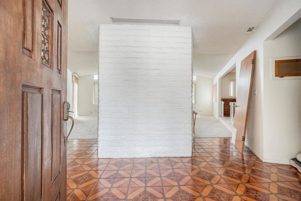 30620 Miller Rd Property Photo 9