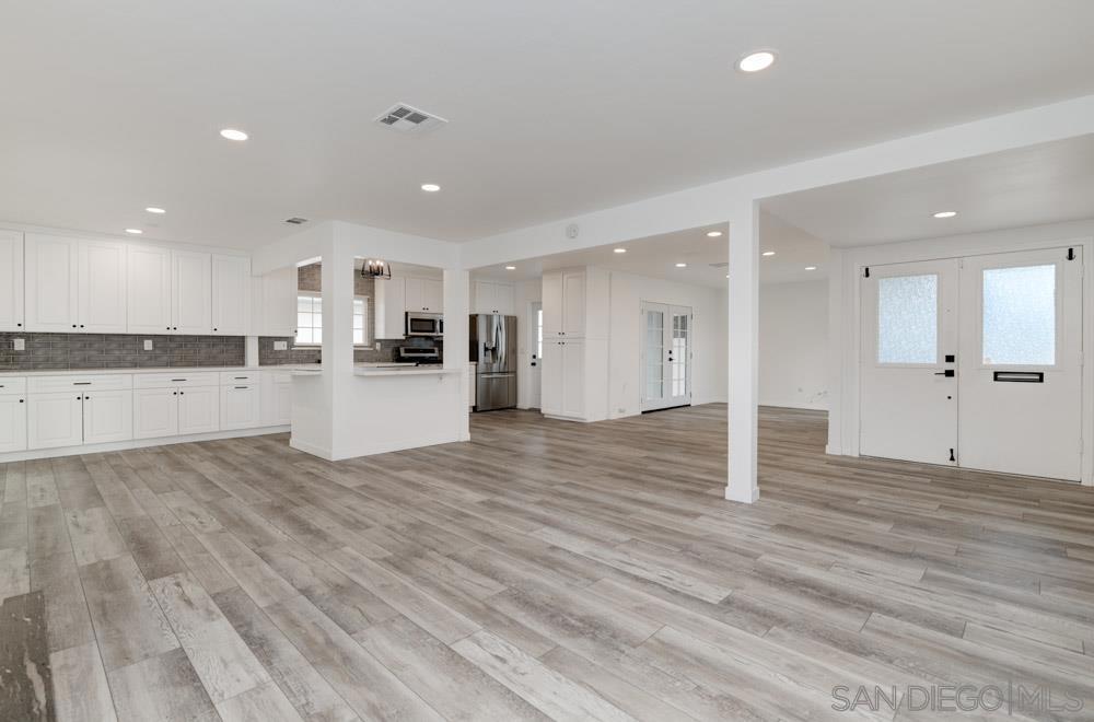 12415 Horado Road Property Photo 4
