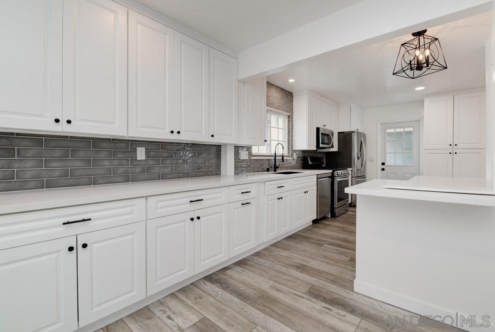 12415 Horado Road Property Photo 6