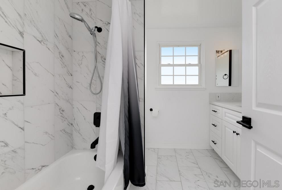 12415 Horado Road Property Photo 11