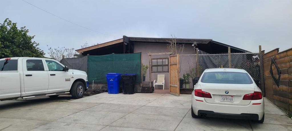 3667 Imperial Ave Property Photo 1