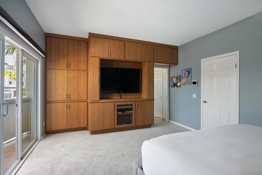 3701 Riviera Dr 11 Property Photo 18