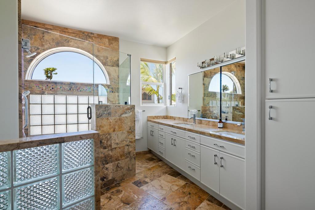 3701 Riviera Dr 11 Property Photo 20