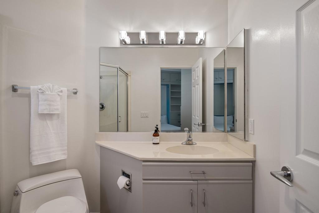 3701 Riviera Dr 11 Property Photo 26