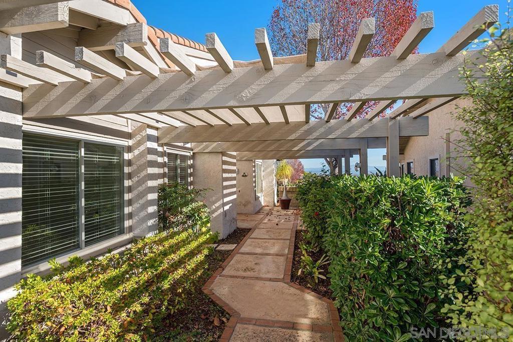 6393 Cardeno Dr. Property Photo 2